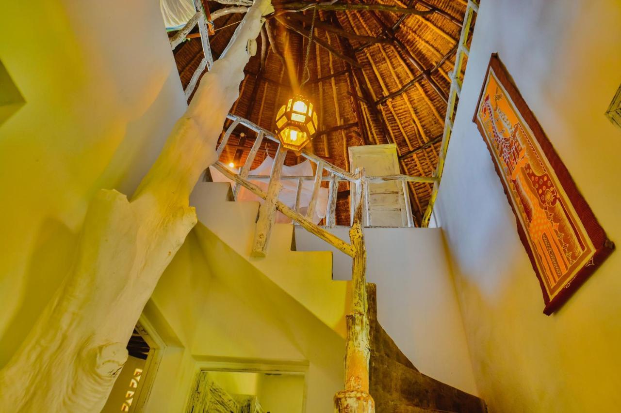 Upani In Diani Bed & Breakfast Diani Beach Exterior photo