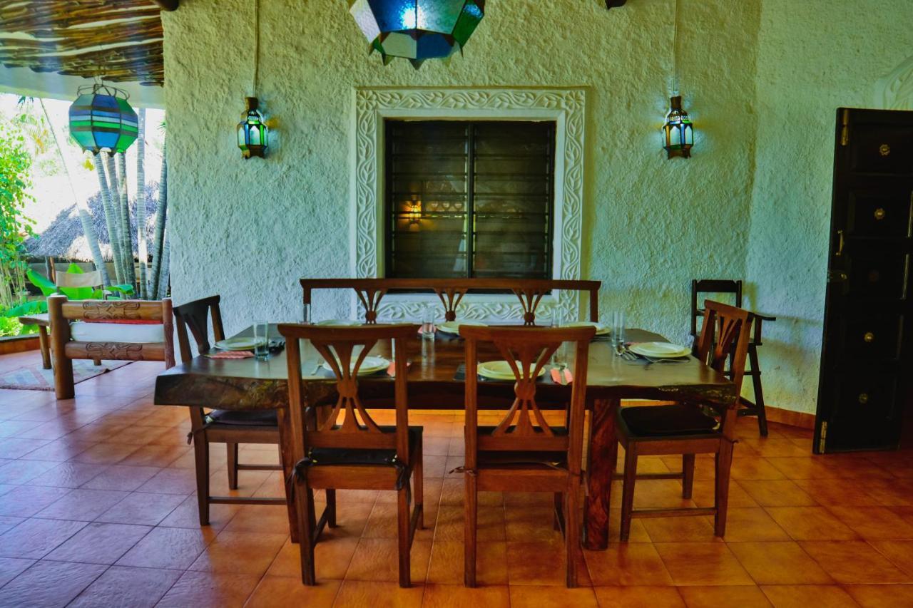 Upani In Diani Bed & Breakfast Diani Beach Exterior photo
